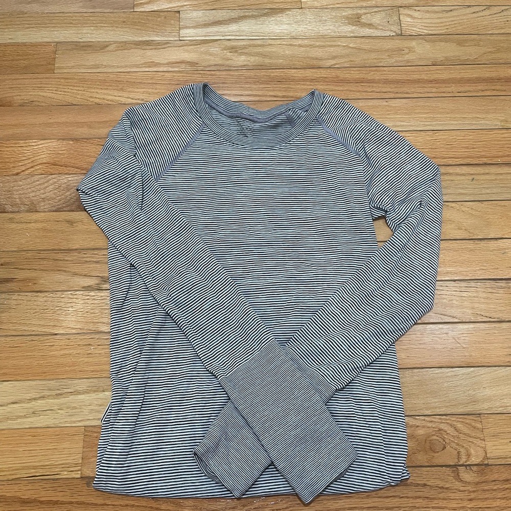 adorable swiftly tech long sleeve!!